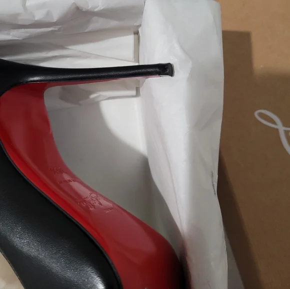 Authentic Christian Louboutin Iconic Black Kate Pumps 3.9" - Picture 6 of 13